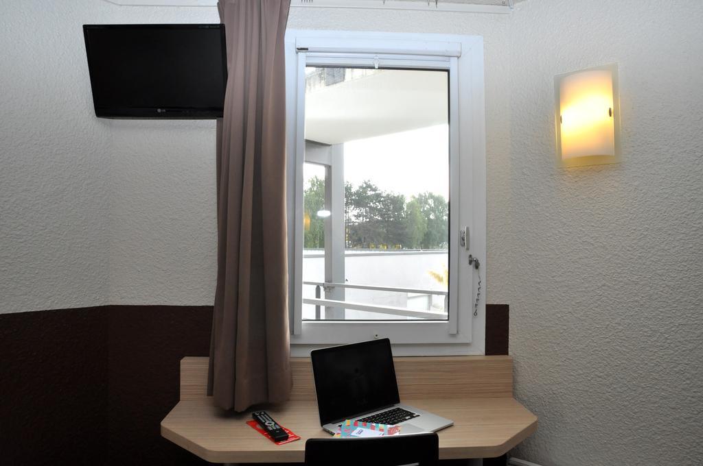 B Hotel Caen Mondeville Extérieur photo