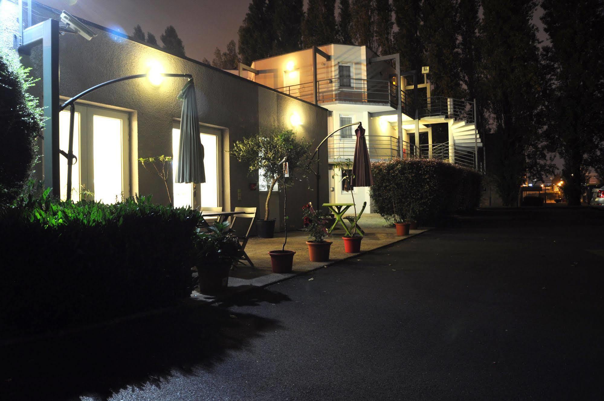 B Hotel Caen Mondeville Extérieur photo