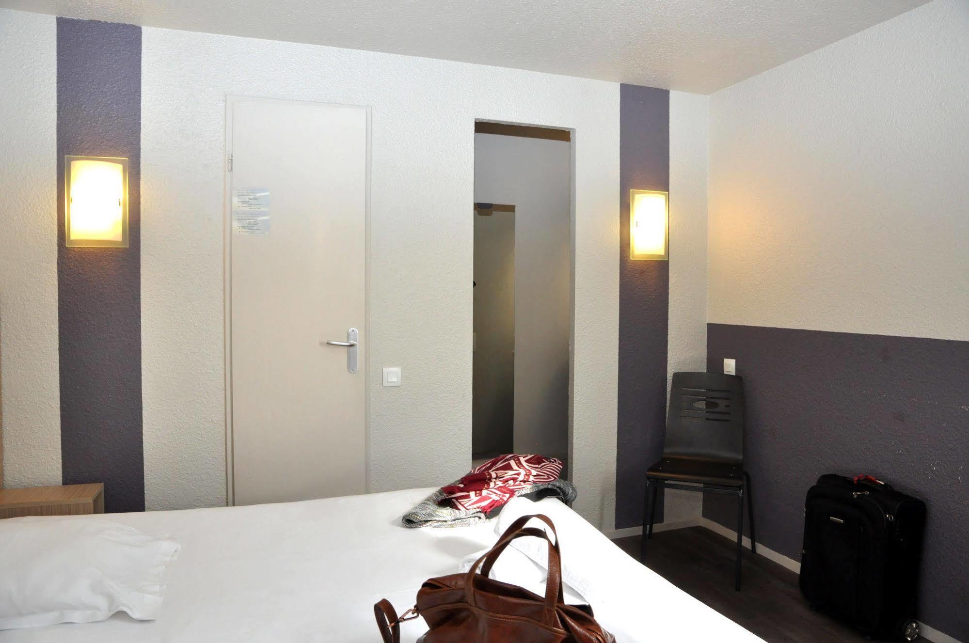 B Hotel Caen Mondeville Extérieur photo