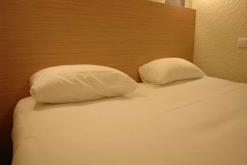 B Hotel Caen Mondeville Extérieur photo